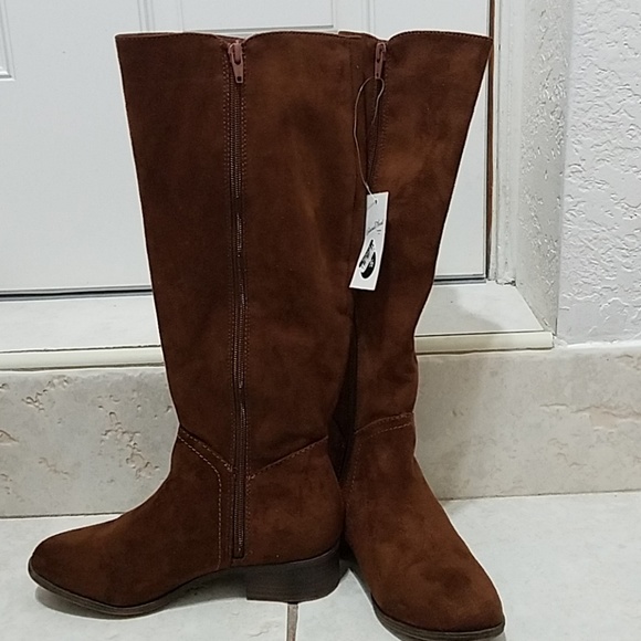 Universal Thread Brown Riding Boots size 8 - Picture 2 of 3